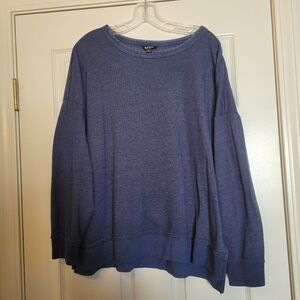 NWOT Denim Blue Buffalo Sweatshirt Size XL